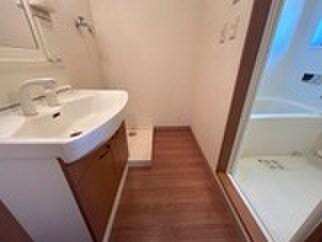 物件内観写真18　(洗濯機置場)