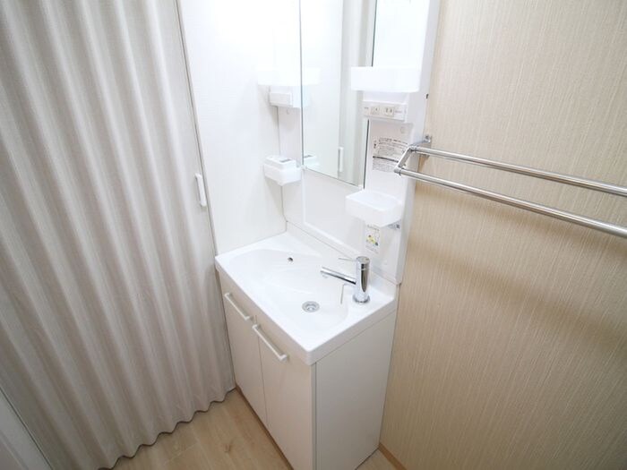 物件内観写真10　(洗面)