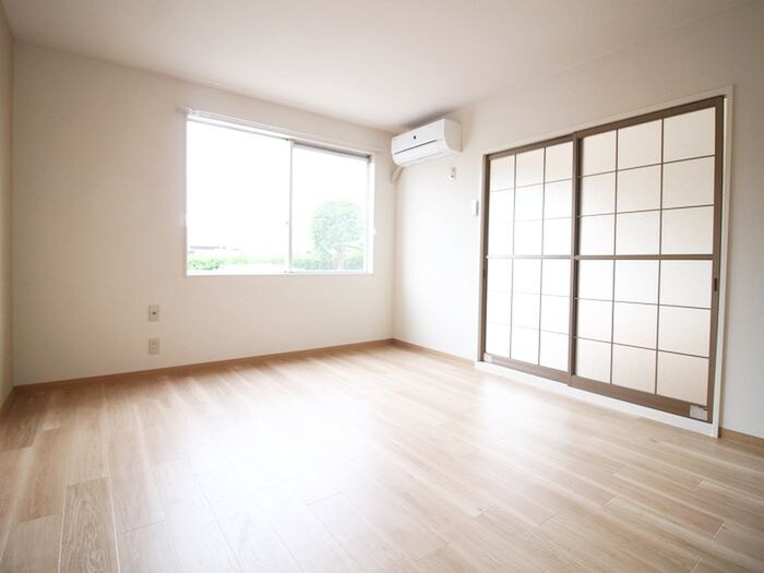 物件内観写真17　(居室)