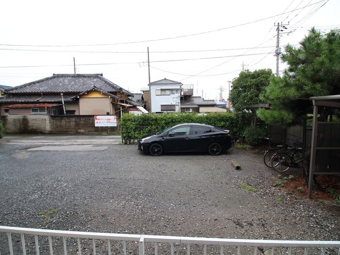 物件内観写真20　(室内からの展望)