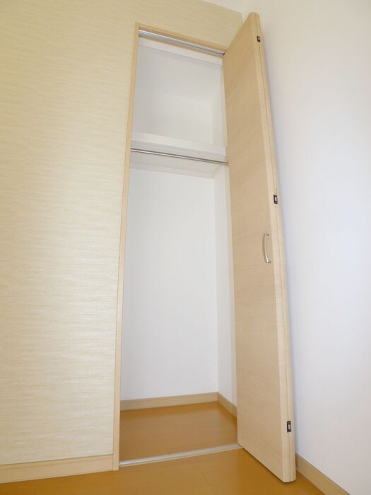 物件内観写真11　(収納)