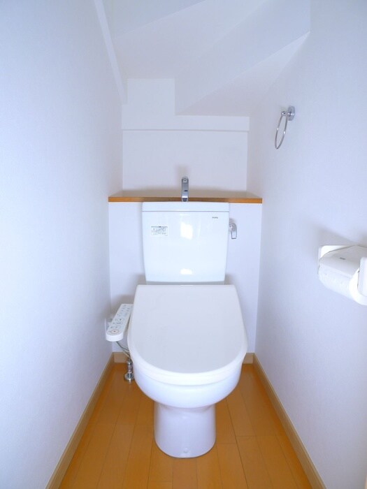 物件内観写真16　(トイレ)