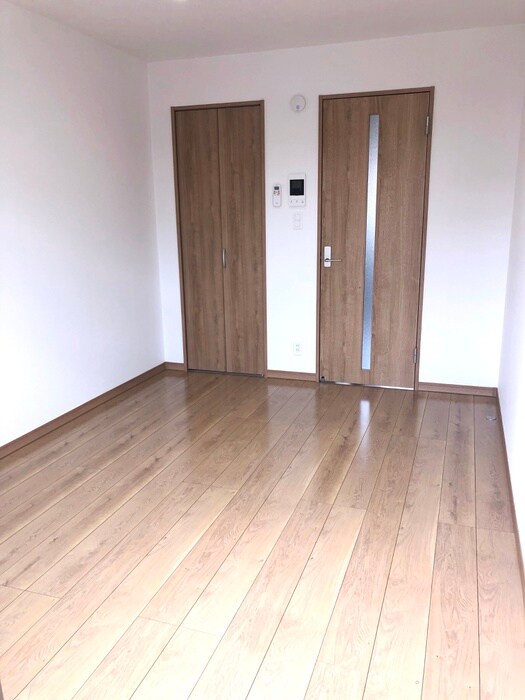 物件内観写真10　(居室)