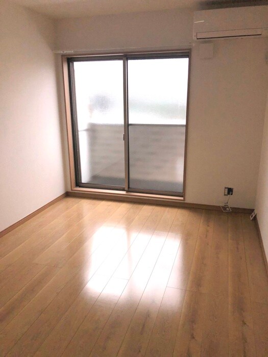 物件内観写真11　(居室)