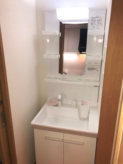 物件内観写真13　(洗面)