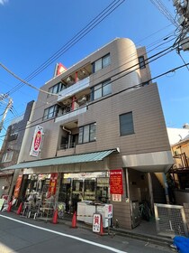 ラ・セリ－ヌ壱番館の外観写真