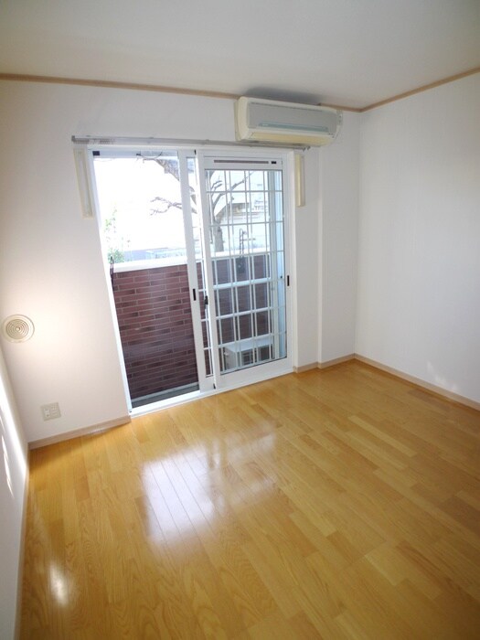 物件内観写真9　(ベランダ・バルコニー)