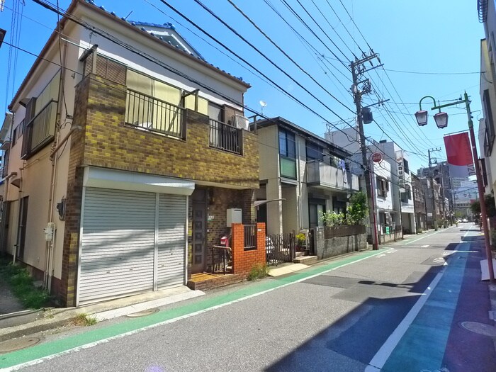 物件外観写真3　(周辺環境)