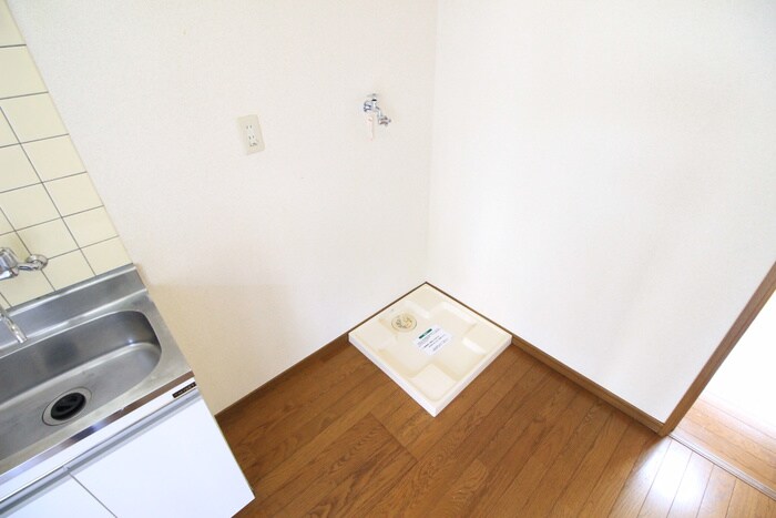 物件内観写真15　(玄関)