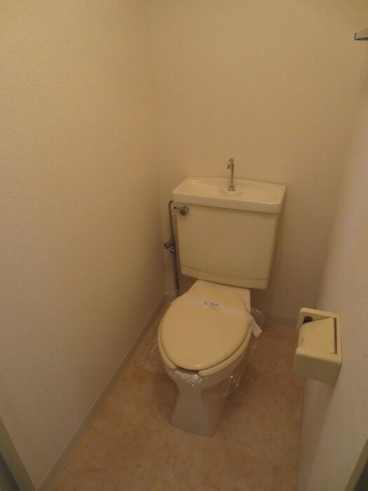 物件内観写真11　(トイレ)