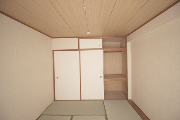 物件内観写真19　(居室)