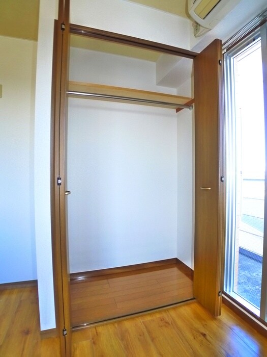 物件内観写真9　(収納)