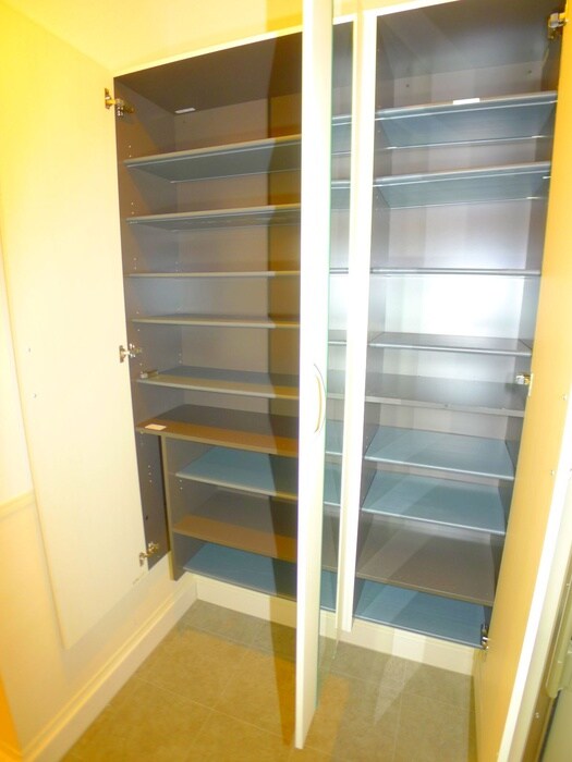 物件内観写真17　(靴箱)