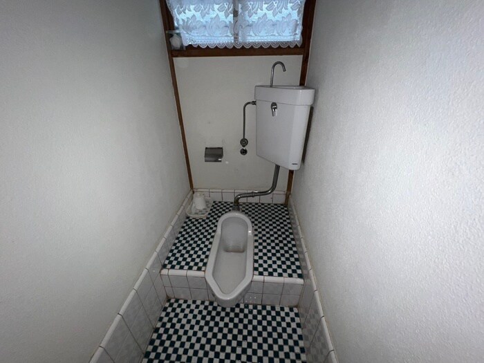 光鱗荘のトイレ