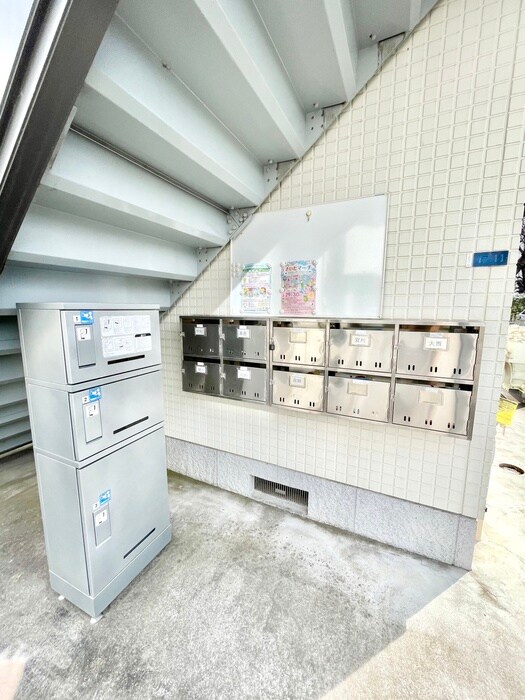 物件外観写真4　(建物設備)