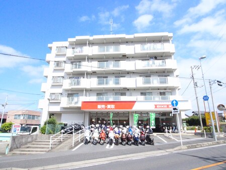 湘南カ－ムライズ外観写真