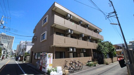 Ｍｅｌｌｏｗ　Ｈｏｕｓｅ外観写真