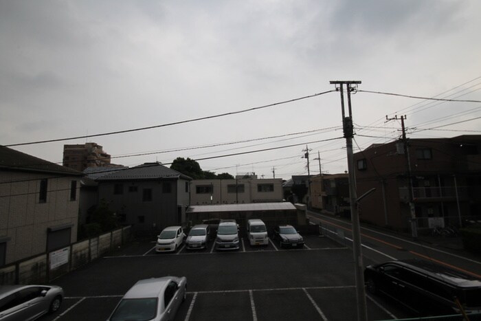 物件内観写真16　(室内からの展望)