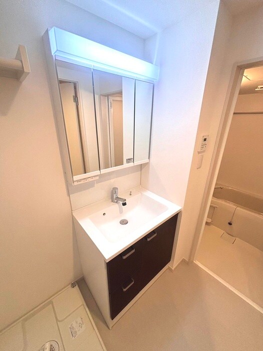 物件内観写真10　(洗面)