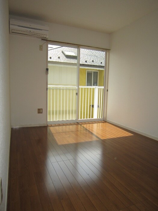 物件内観写真7　(居室)