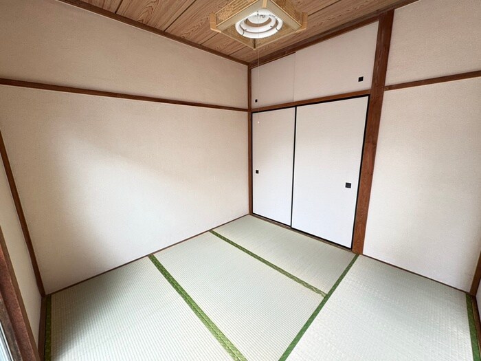 物件内観写真9　(居室)