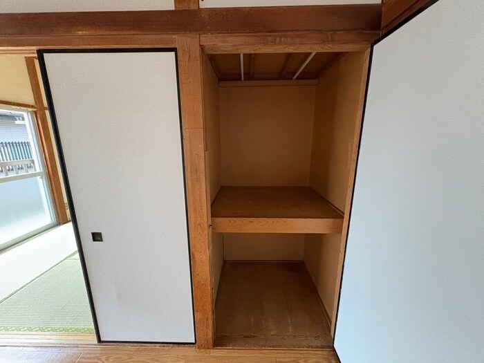 物件内観写真15　(収納)