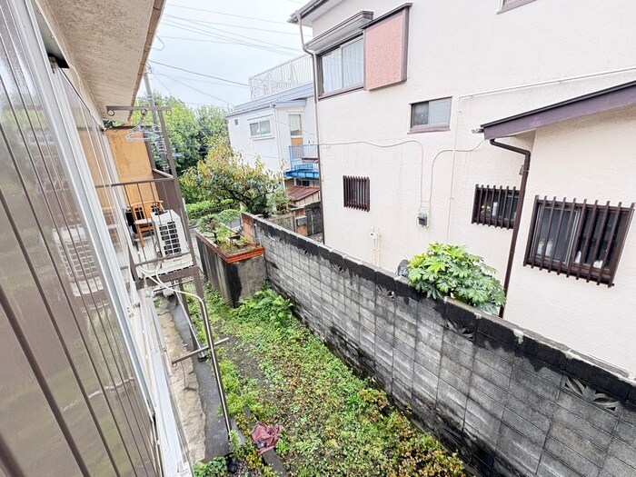 物件内観写真17　(室内からの展望)