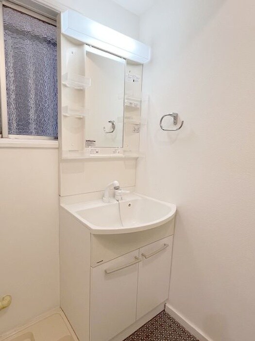 物件内観写真11　(洗面)