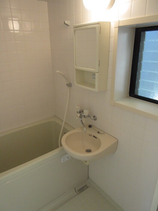 物件内観写真13　(バス／シャワールーム等)