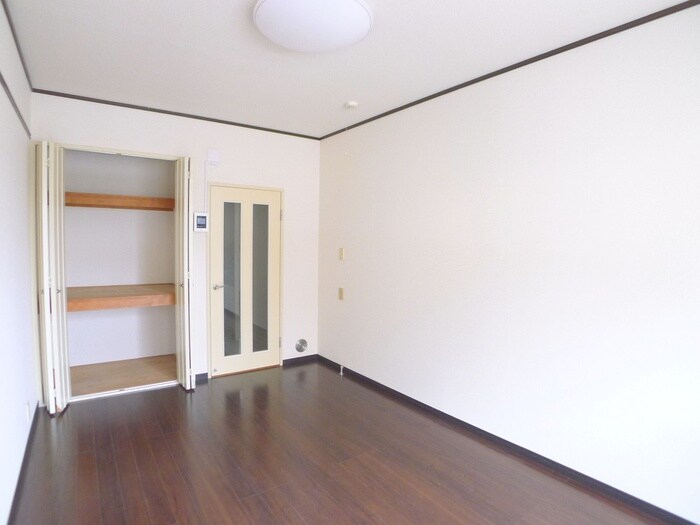 物件内観写真8　(内観写真)