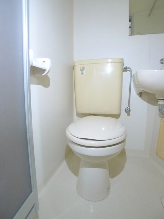 物件内観写真15　(トイレ)