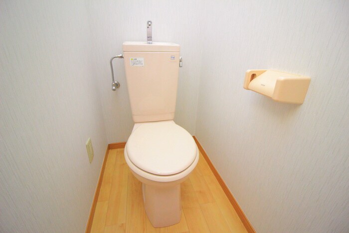 物件内観写真11　(トイレ)