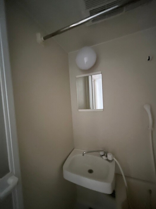 物件内観写真10　(洗面)