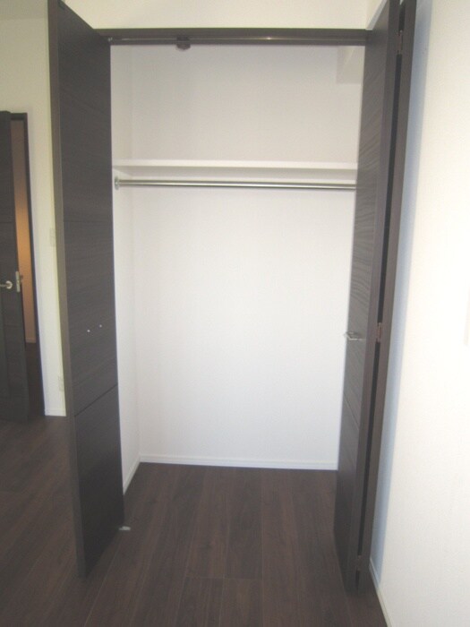 物件内観写真13　(収納)