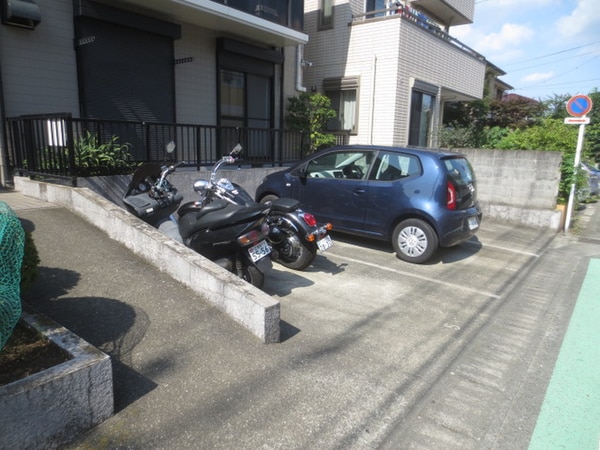 駐輪場