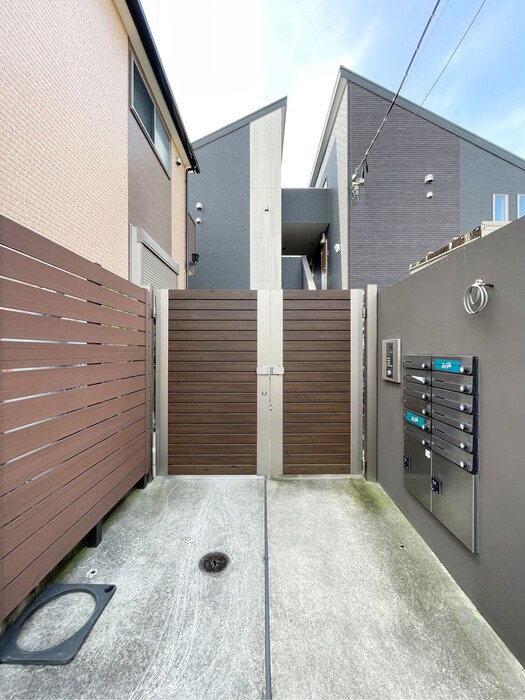 物件外観写真2　(建物設備)