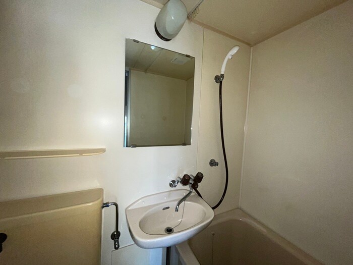 物件内観写真11　(洗面)