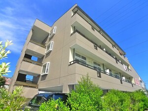 ロイヤルビレッジ外観写真