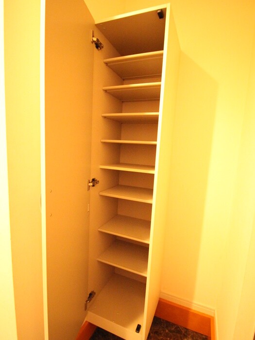 物件内観写真10　(靴箱)