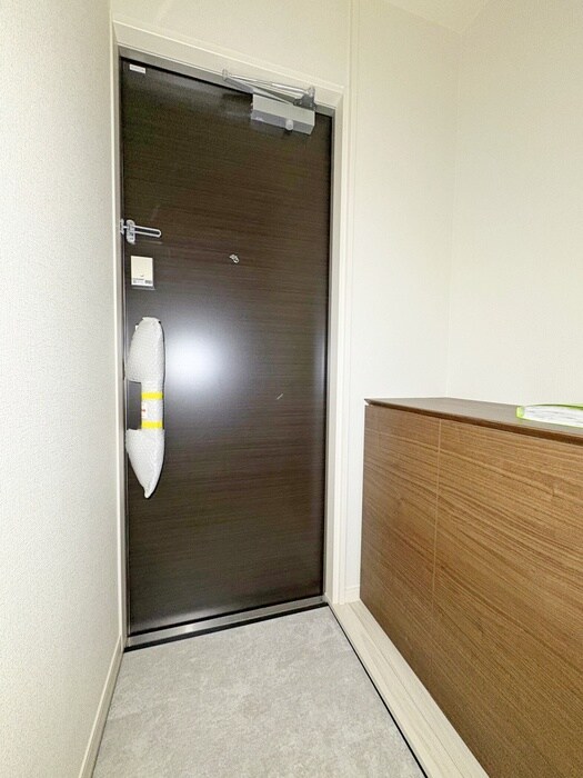 物件内観写真20　(玄関)