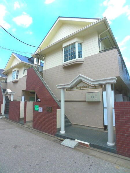 レオパレス東浦和第１０外観写真