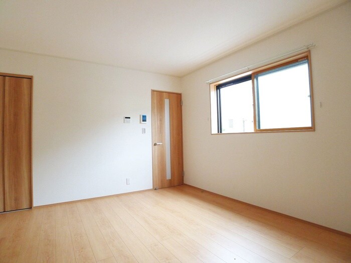 物件内観写真10　(居室)