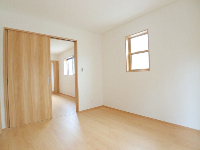 物件内観写真19　(居室)