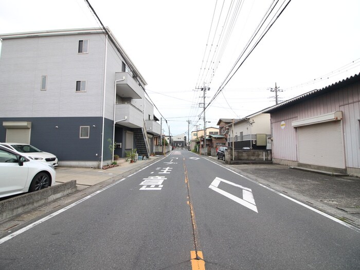 物件外観写真6　(周辺環境)