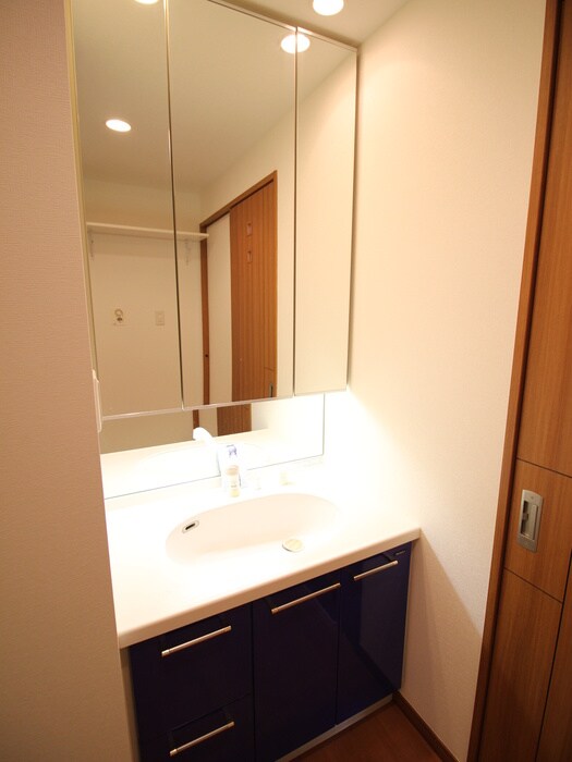 物件内観写真8　(洗面)