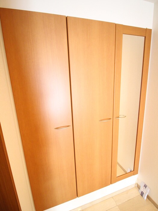 物件内観写真11　(靴箱)
