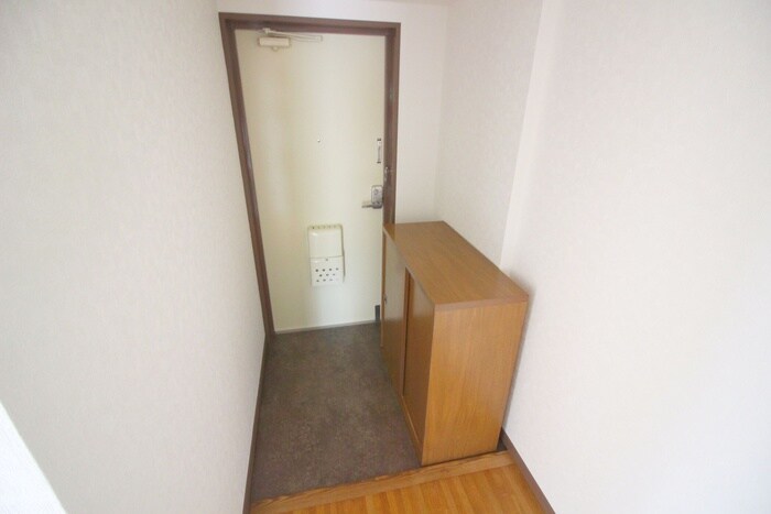 物件内観写真22　(玄関)