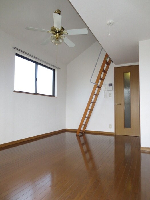 物件内観写真15　(居室)