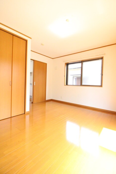 物件内観写真8　(居室)