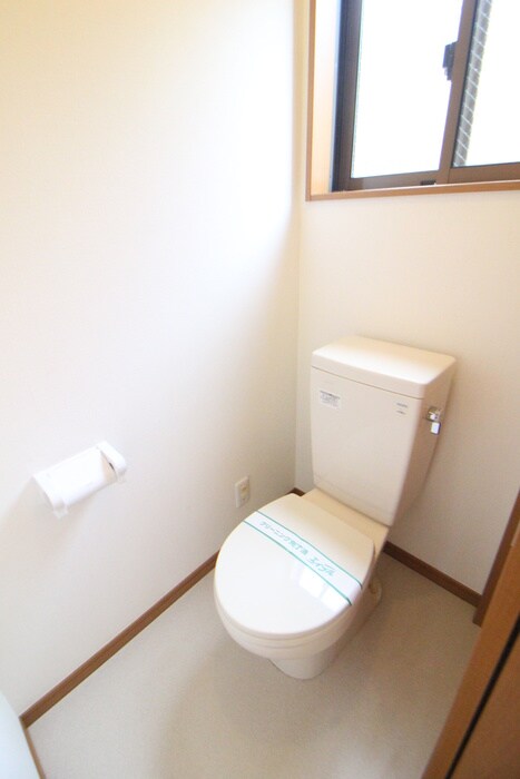 物件内観写真12　(トイレ)